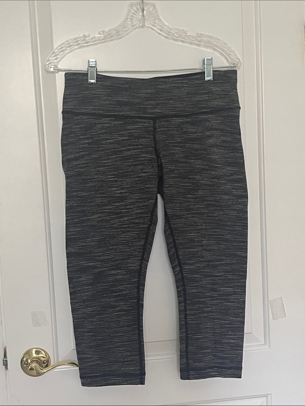 Lululemon Black Space Dyed  Capri Leggings size 10